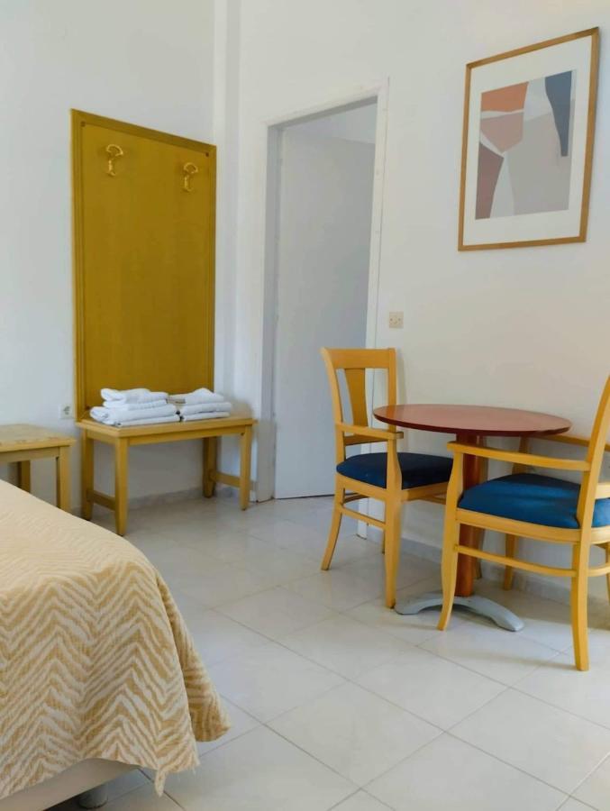 Aparthotel Alykes Family 3*